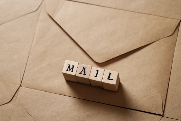 MAIL